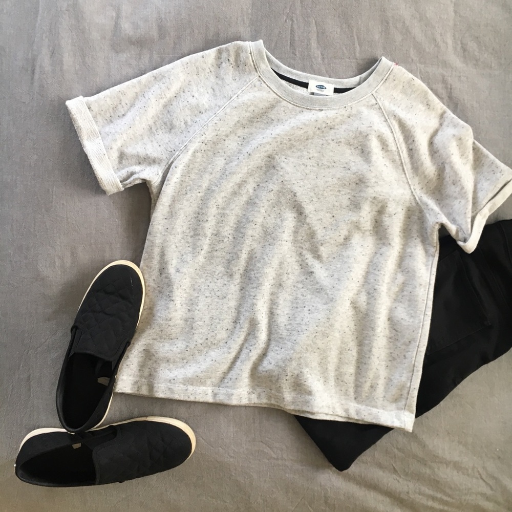 Speckled Gray Short Sleeve Sweatshirt